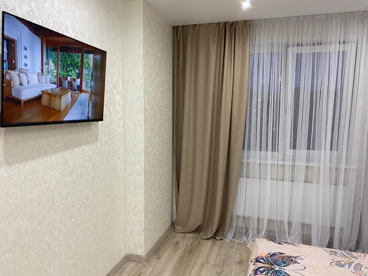 Люкс Апартаменты .Район Автовокзала,В Жк Арена Rivne Dış mekan fotoğraf